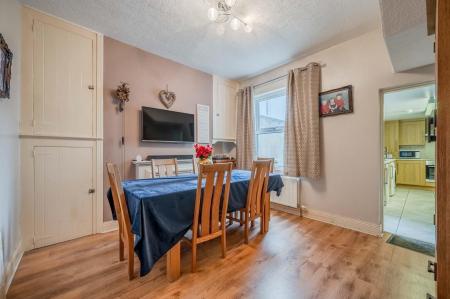 10 Bingham St_7.jpg