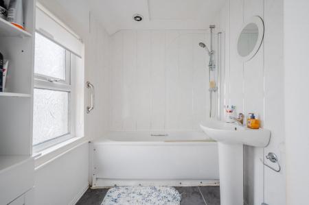 10 Bingham St_14.jpg