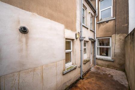 10 Bingham St_26.jpg