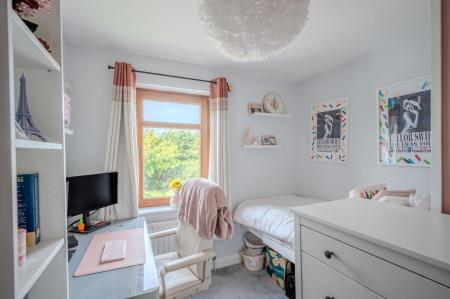 85 Stonebridge Gardens_20.jpg