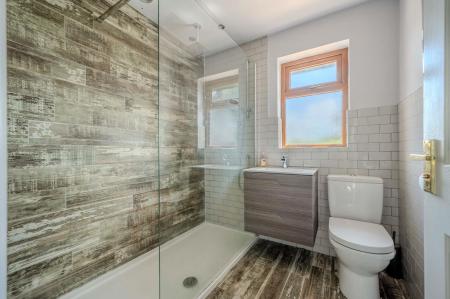 85 Stonebridge Gardens_21.jpg