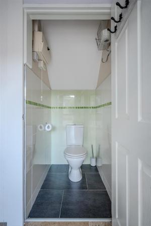 85 Stonebridge Gardens_13.jpg