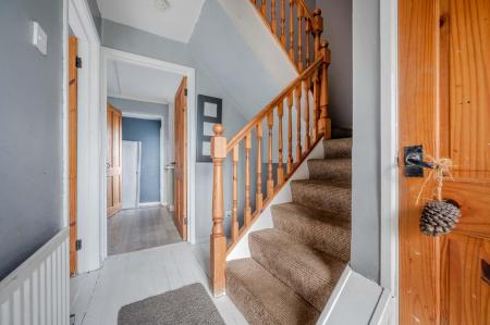 34 Victoria Gardens-4.jpg