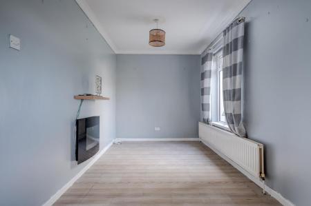 34 Victoria Gardens-10.jpg