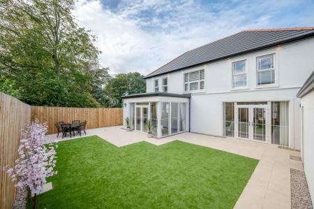 11 Brynmore Park-41.jpg