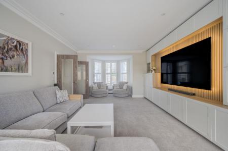 11 Brynmore Park-10.jpg