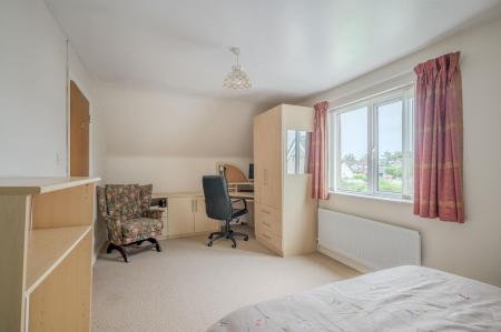 22-3 The Moorings.jpg