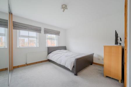 24-14 Dunkeld Park.jpg