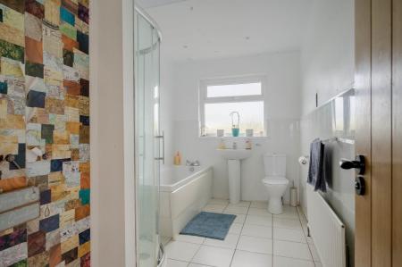 28-1C Donaghadee Road.jpg