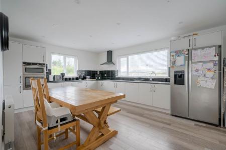 16-1C Donaghadee Road.jpg