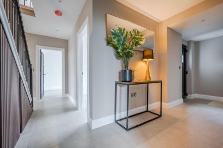 16 Ferndene Rd_7.jpg