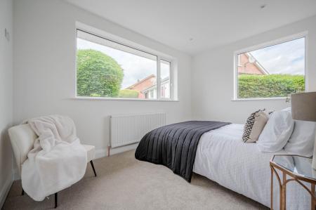 16 Ferndene Rd_32.jpg