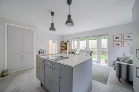 20-51 Seahill Road.jpg