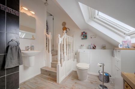 28-4 Elizabeth Road.jpg