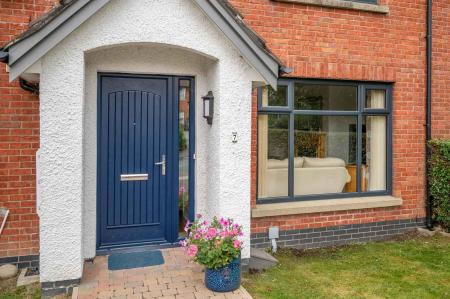 7 Kinwood Grange_2.jpg