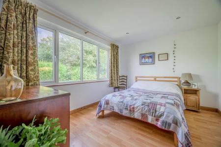 23-9 Regency Park.jpg