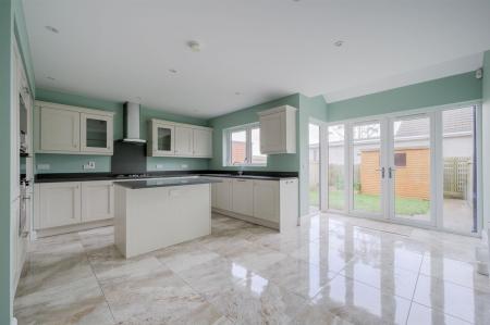 15-13 Worcester Lane.jpg