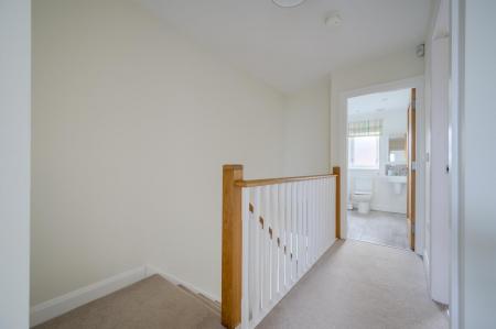 21-13 Worcester Lane.jpg