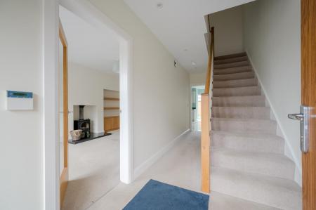 5-13 Worcester Lane.jpg