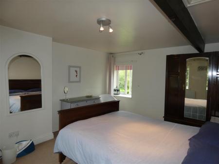 Skeeby Lodge - bedroom 1.JPG