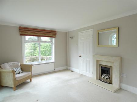 Mergill Cottage - living .JPG