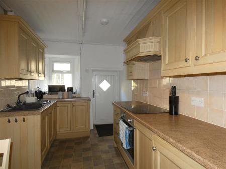 Gresytones - kitchen.JPG