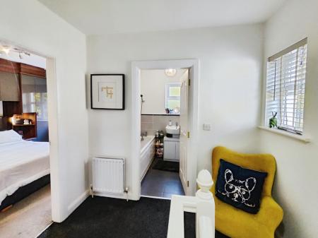 f785acd9-IMG_2025101