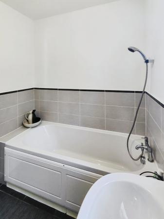 2e5eeca7-IMG_2025101