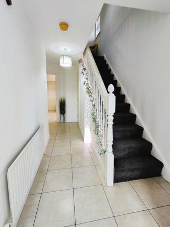 ab831fbb-IMG_2025101