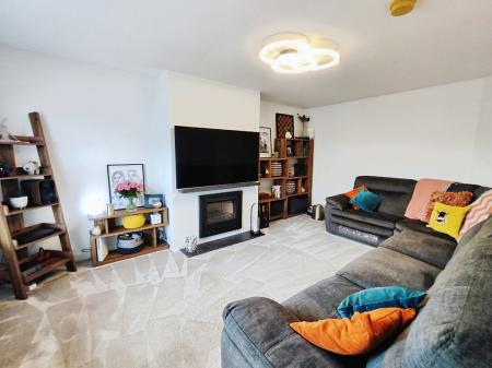 a229e54b-IMG_2025101