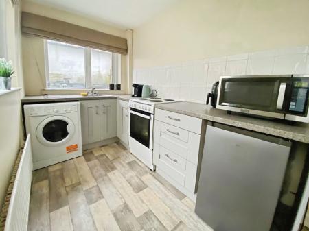 4efb6b0c-2b1f811d-ba