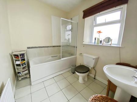 8bfff504-2cade76d-e5