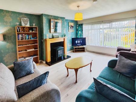 d7d104f3-IMG_2025110