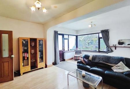 e7b72daf-IMG_2025110