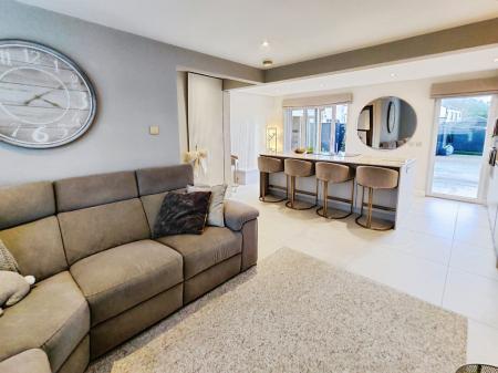 7d59288e-IMG_2025110