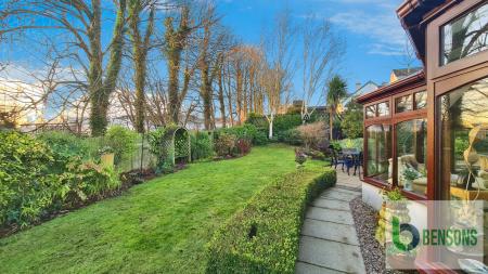 82e6b855-20251212_15