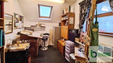 d89751d1-20251217_11