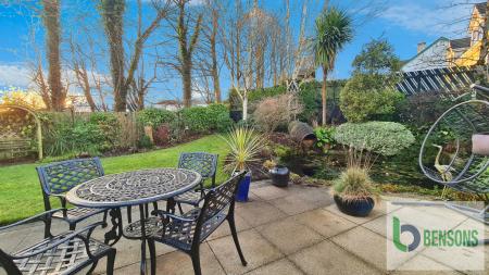 b4618a88-20251212_15