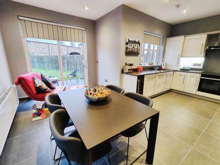 242e4bea-IMG_2026011