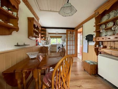 Kitchen / Breakfast Room