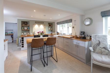 Kitchen / Dining Room