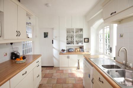 Kitchen (1)