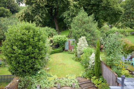 Garden & View