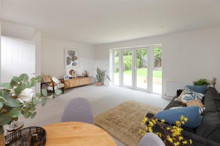 Sitting/Dining Room