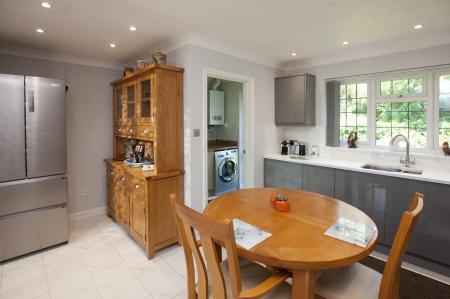 Kitchen (1)