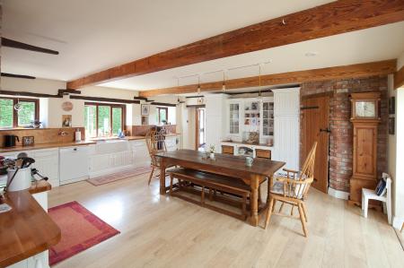 Kitchen / Breakfast Room
