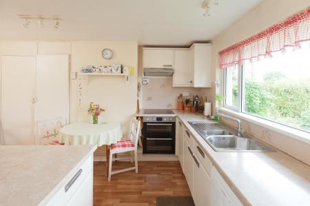 Kitchen (1)