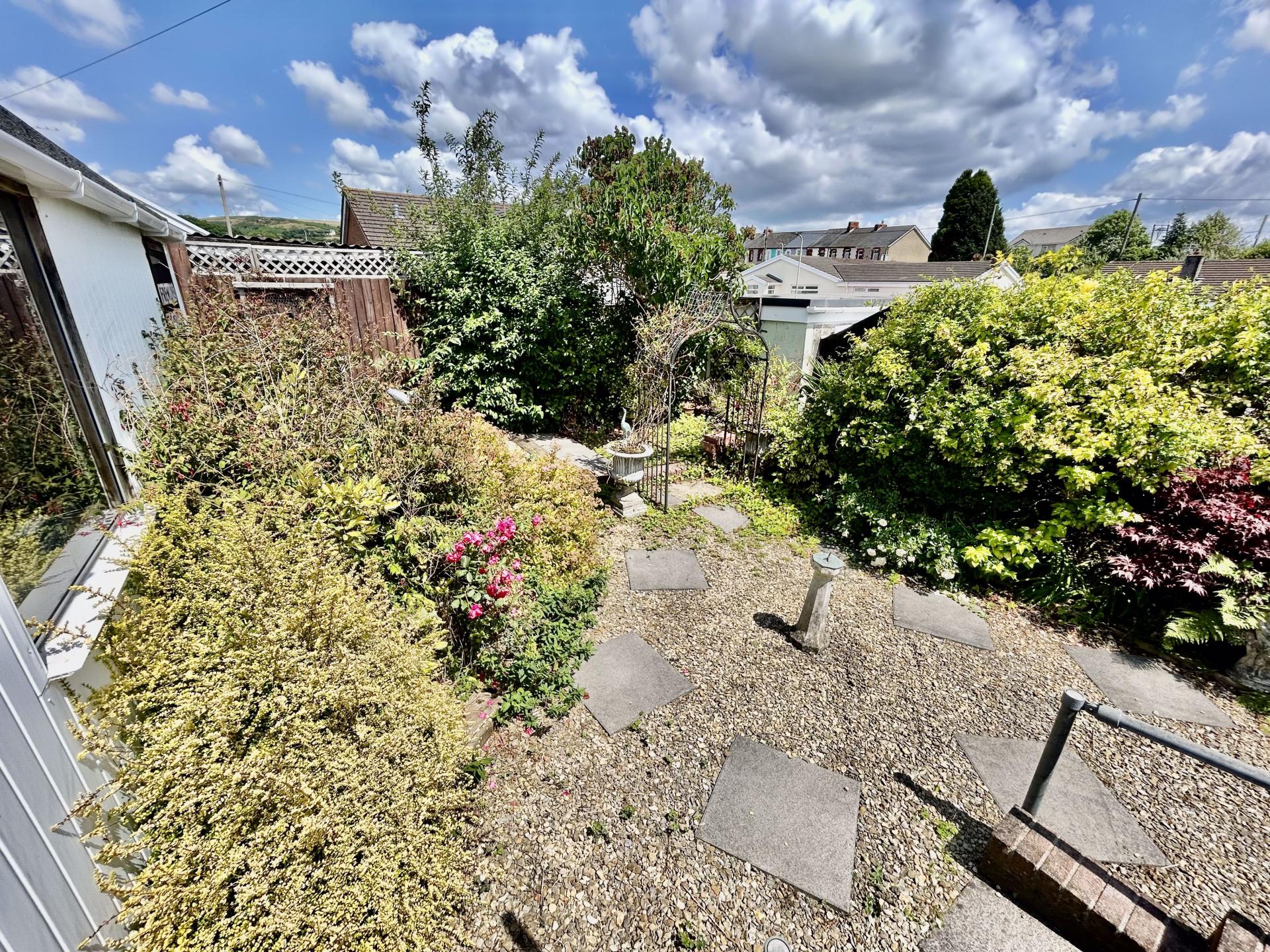 2 bedroom Bungalow for sale in Brynna