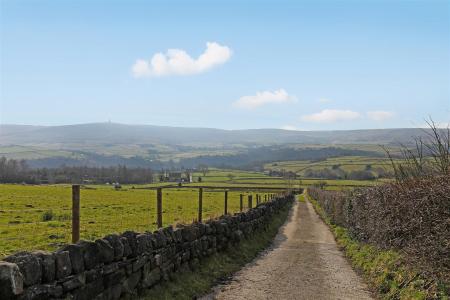 Lower Birks Barn V2.14.Photoneg.co.uk.jpg