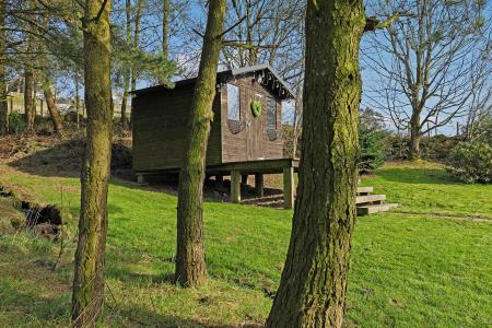 Lower Birks Barn V2.06.Photoneg.co.uk.jpg